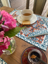 Load image into Gallery viewer, Capri placemats