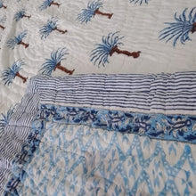 Load image into Gallery viewer, Celest Palm Trees Quilt