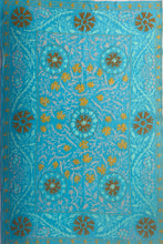 Load image into Gallery viewer, Telo copriletto-copridivano singolo con ricami multicolor