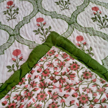 Load image into Gallery viewer, Trapunta Zynnia