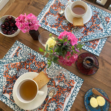 Load image into Gallery viewer, Capri placemats