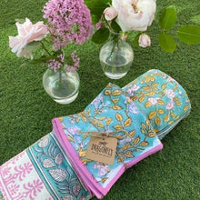 Load image into Gallery viewer, Spring Spirit tablecloth and placemats