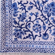 Load image into Gallery viewer, Celest placemats