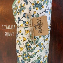 Load image into Gallery viewer, Sunny tablecloth