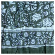 Carica l'immagine nel visualizzatore di Gallery, Trapunta Desert Rose