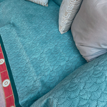 Carica l'immagine nel visualizzatore di Gallery, Telo-tovaglia stampa manuale Pompeian Ginkgo