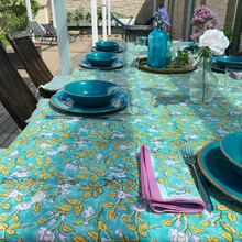 Load image into Gallery viewer, Spring Spirit tablecloth and placemats