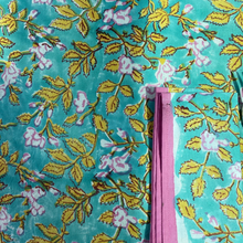 Load image into Gallery viewer, Spring Spirit tablecloth and placemats