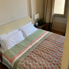 Carica l'immagine nel visualizzatore di Gallery, Trapunta Greenery