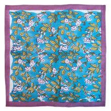 Load image into Gallery viewer, Spring Spirit tablecloth and placemats