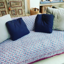 Load image into Gallery viewer, New Redblue tablecloth and placemats