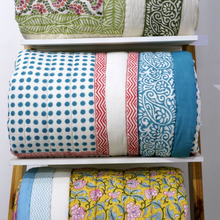 Carica l'immagine nel visualizzatore di Gallery, Trapunta Petroleum