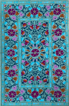 Carica l&#39;immagine nel visualizzatore di Gallery, Telo decorativo Suzani multicolor singolo
