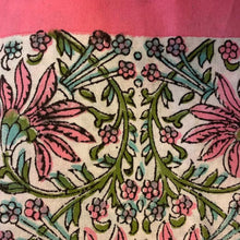 Load image into Gallery viewer, Matching napkins
