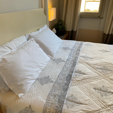 Load image into Gallery viewer, Gray Matrix quilt
