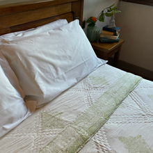 Load image into Gallery viewer, Green Matrix quilt
