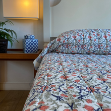 Load image into Gallery viewer, Midgrey quilt
