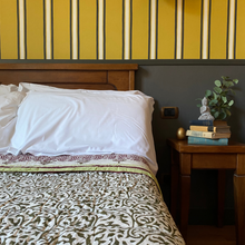 Load image into Gallery viewer, Peacock Feather Quilt
