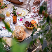 Load image into Gallery viewer, Red Roses tablecloth and placemats
