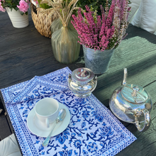 Load image into Gallery viewer, Celest placemats
